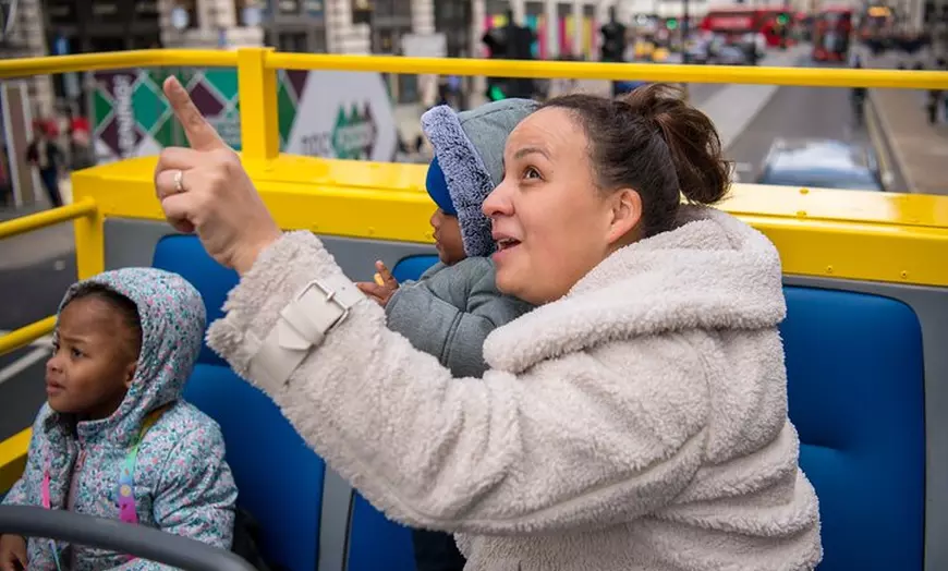 Image 12: London Tootbus Kids Tour with Bespoke Live Guided Commentary