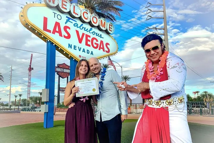 Get Married: Elvis Wedding + Las Vegas Sign + Photography