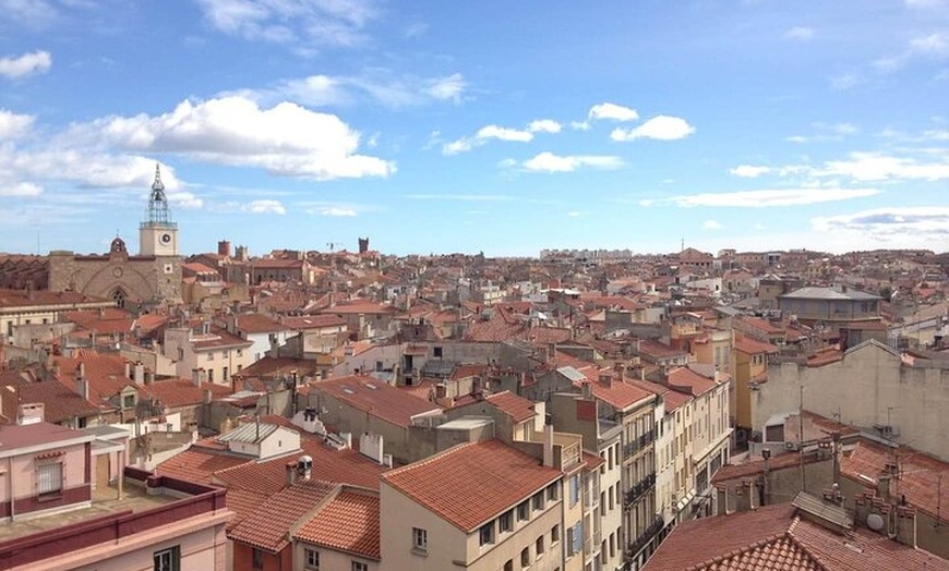 Image 7: Bonjour Perpignan : Privé 2 - Heure Intro City Walk avec Guide Local