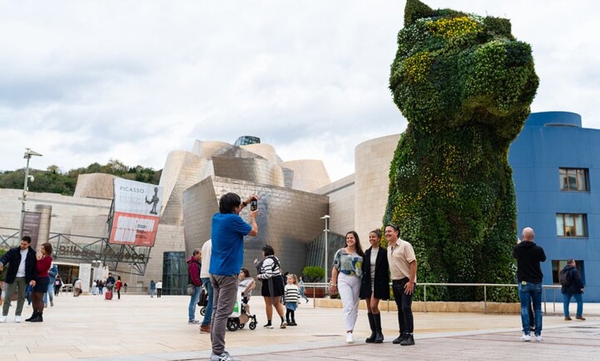 Image 8: Tour privado a pie por Bilbao
