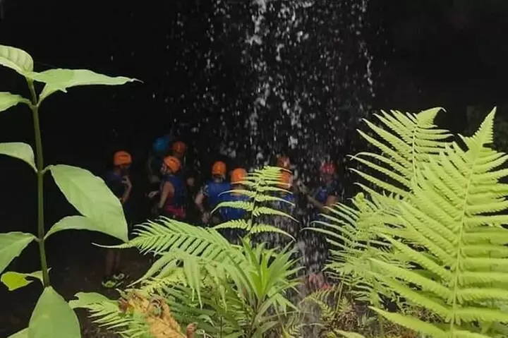 Adventure Half Day Explore Cueva Charco Azul and Cueva Arenales