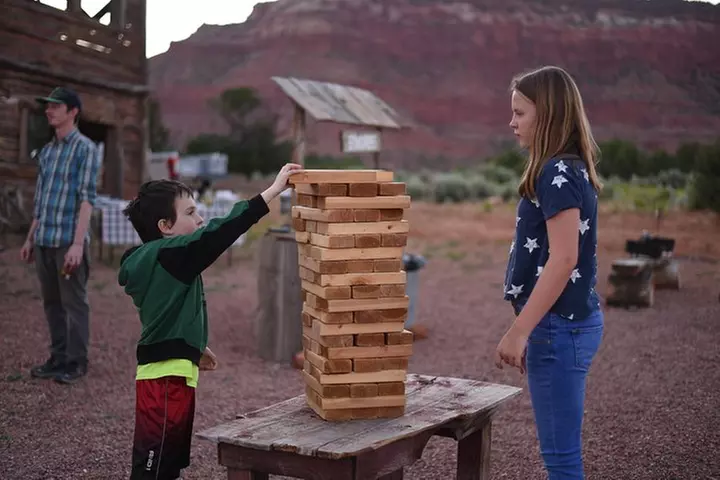 Campfire S'mores and Stars Tour in Kanab