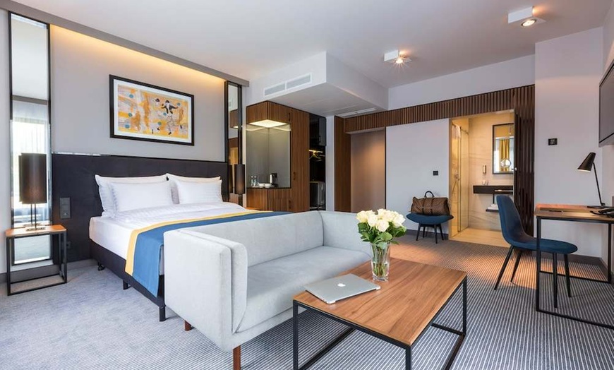 Image 1: ✈ POLEN | Krakau - Grand Ascot 4*, 3 nachten - Stadscentrum