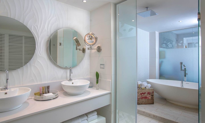 Image 11: ✈ REPUBBLICA DOMINICANA | Punta Cana - Catalonia Royal Bavaro Adult...