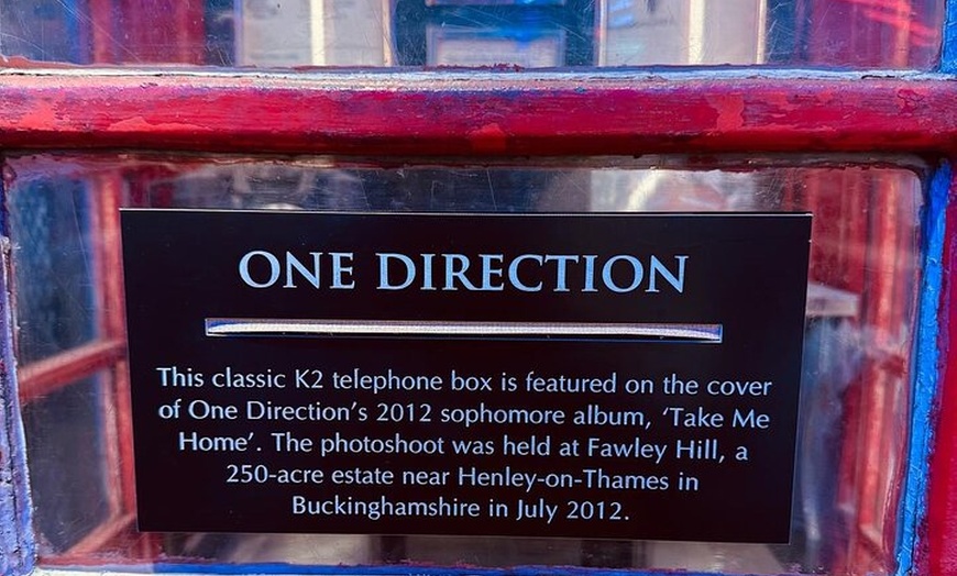 Image 13: Taylor Swift London Boy Walking Tour