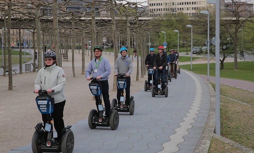 Image 5: Düsseldorf Segway-Tour: Klassisches Stadterlebnis