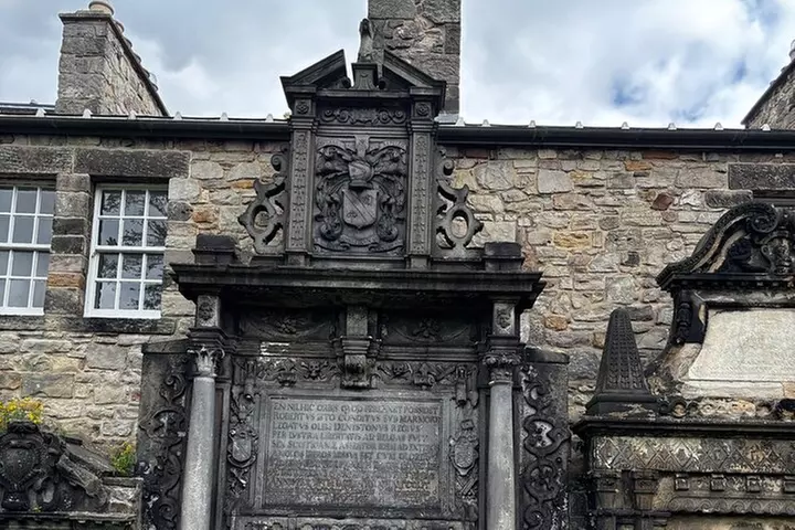 Greyfriars Walking Tour 90 Minutes Book the best!