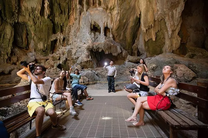 Chillagoe Caves and Outback Day Trip from Cairns