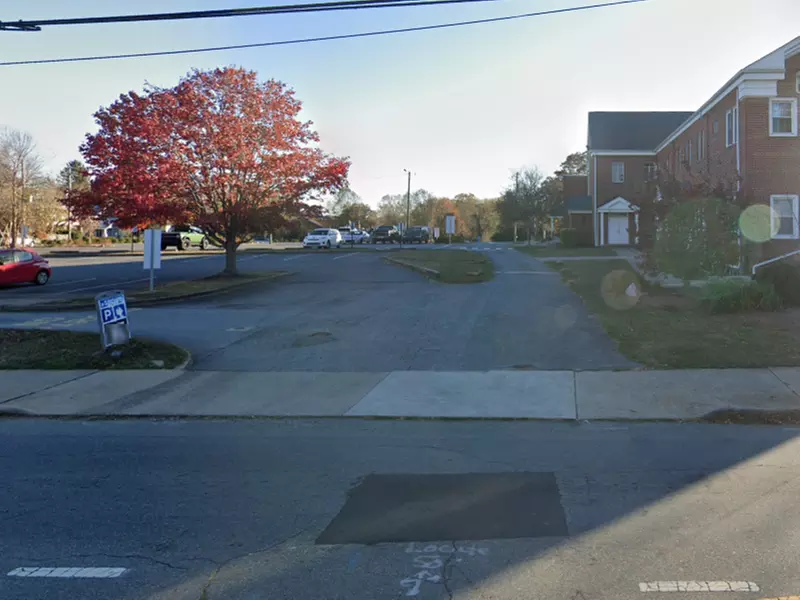 Parking at Haywood Lot