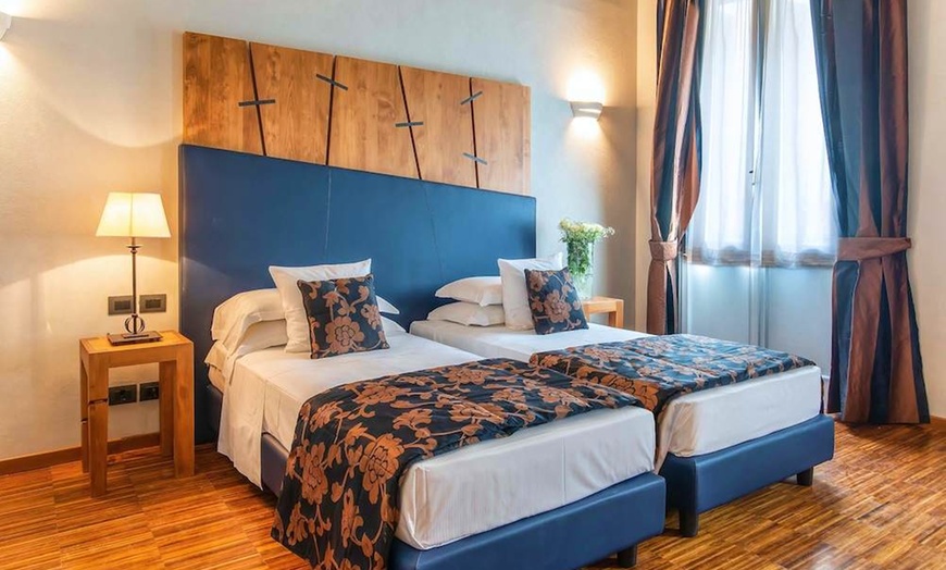 Image 3: ✈ ITALIA | Roma - The Code Hotel 4* - Spa
