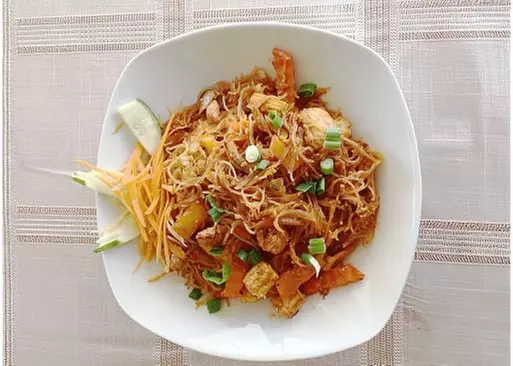 5% Cash Back at Thai Nara