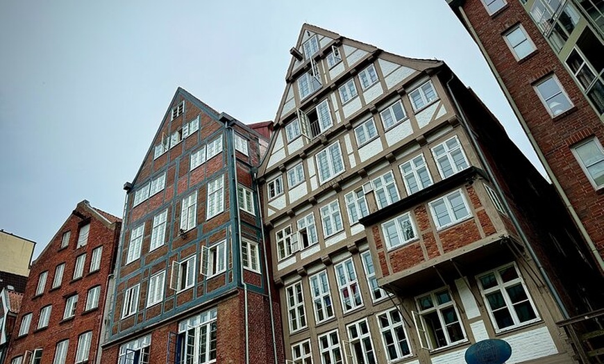 Image 15: Hamburg Walking Food Tour mit 7 authentischen lokalen Gerichten