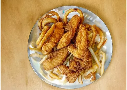 5% Cash Back at Angelina s Pizzeria