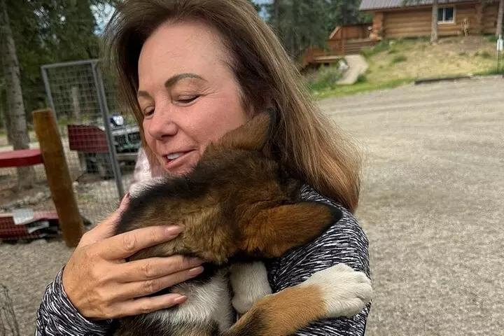 Husky Homestead Tour