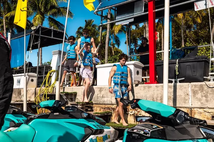Sightseeing Speed Boat Thrill Ride with Miami Watersports