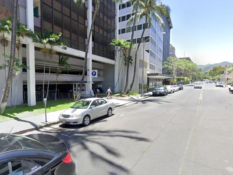 Parking at [H670] Becker Communications Garage