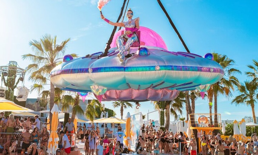 Image 8: Ibiza : 3 x discoteca y piscina Party Pass