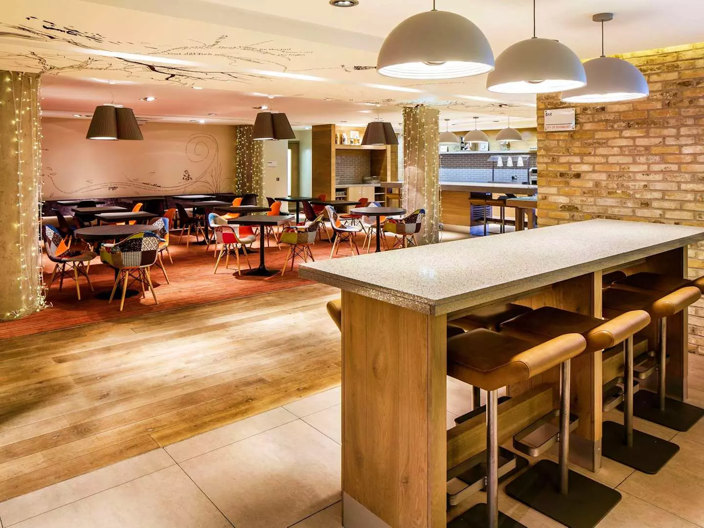 ✈ SCHOTLAND | Edinburgh - ibis Edinburgh Centre South Bridge - Roya...