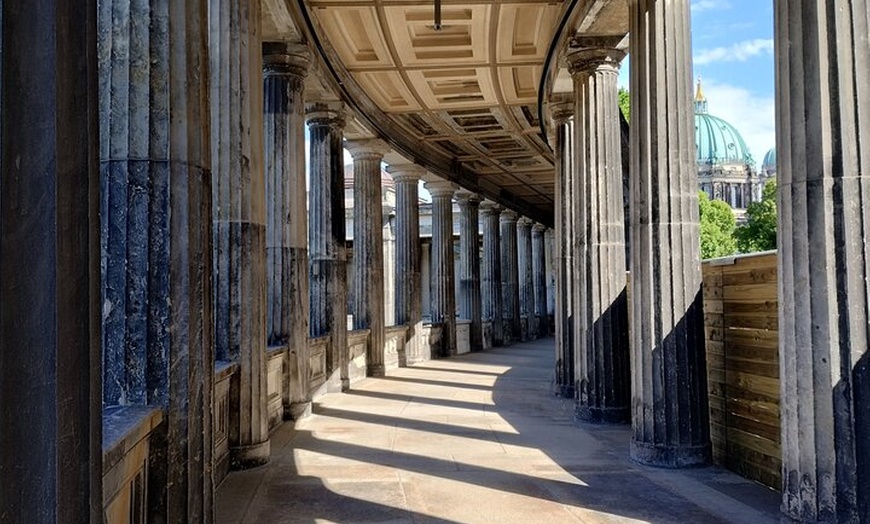 Image 7: Entdecke die Museumsinsel Berlin – Öffentliche Tour auf Englisch