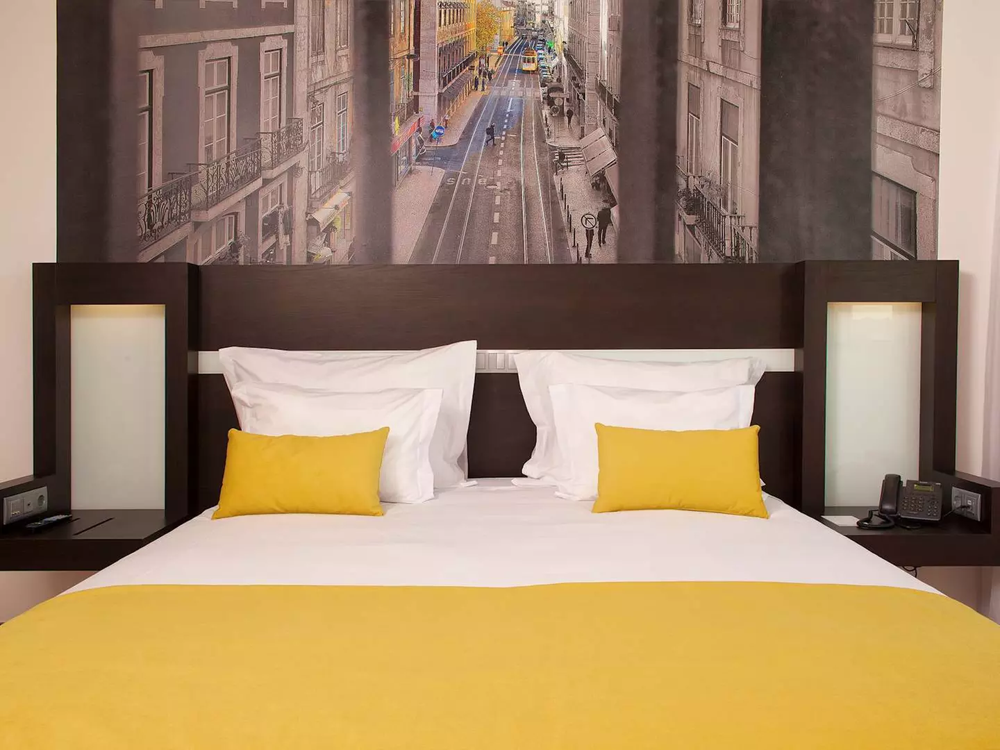 ✈ PORTUGAL | Lissabon - Jupiter Lisboa Hotel 4*, 2 Nächte - Stadtze...