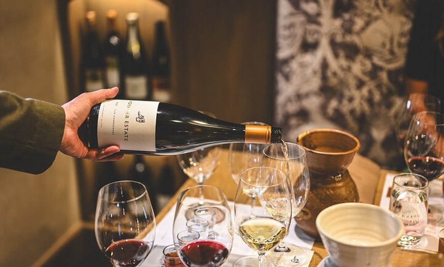 Image 6: Discover Voyager Tour and Seasonal Lunch