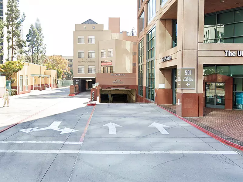 Parking at 501 W. Broadway Garage