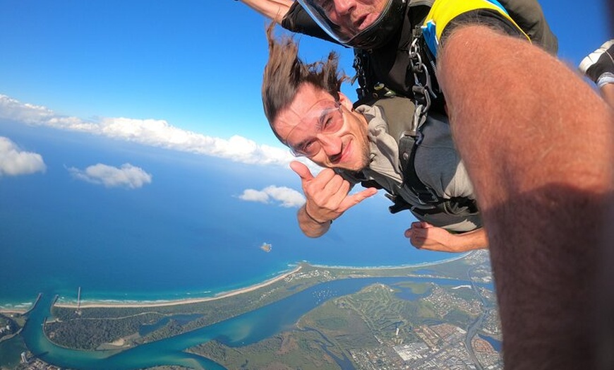 Image 4: Gold Coast Tandem Skydive