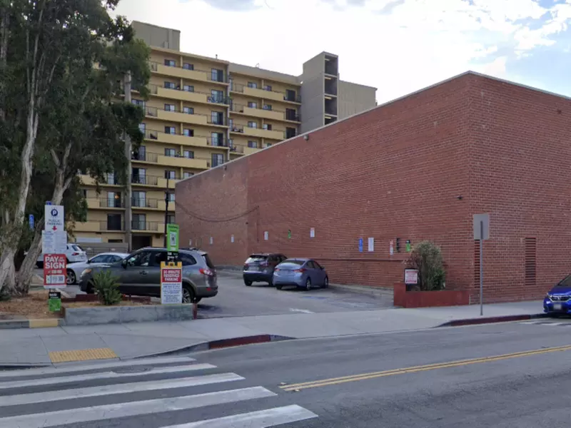 Parking at [SQ30] 132 S. Louise St. Lot - Second Medium