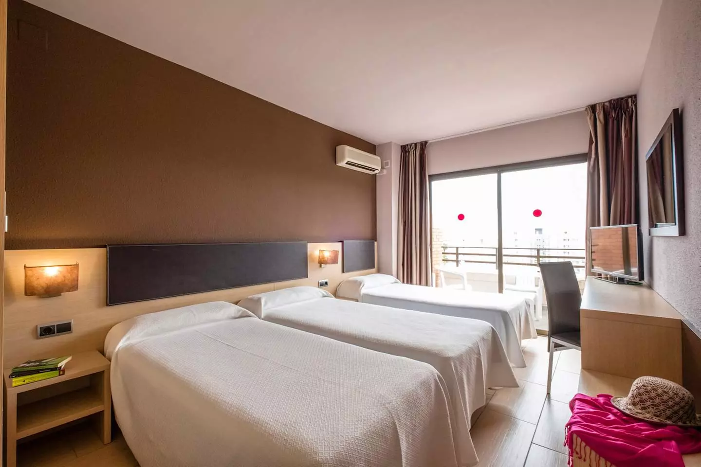 ✈ COSTA DORADA | Salou - Hotel California Garden 3*, 2 nuit - Idéal...