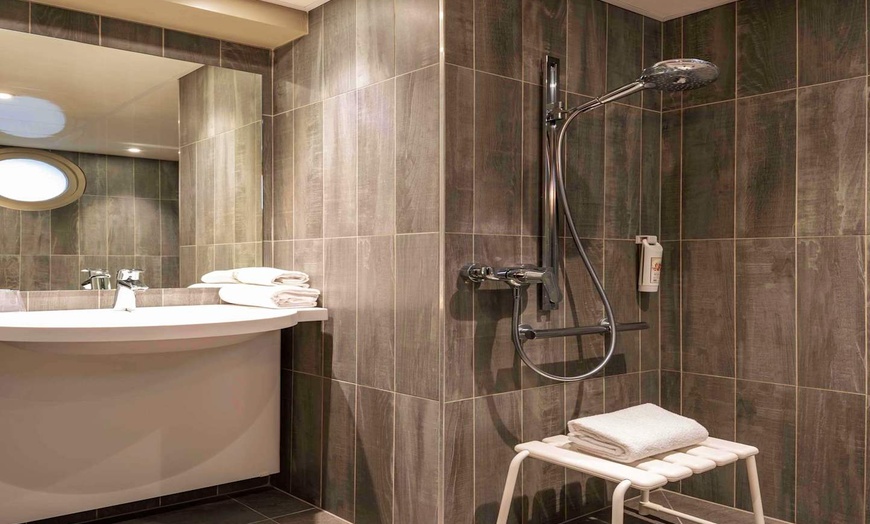 Image 72: ✈ ÎLE-DE-FRANCE | Paryż - Ibis Paris Alesia Montparnasse 3*, 1 nocy...