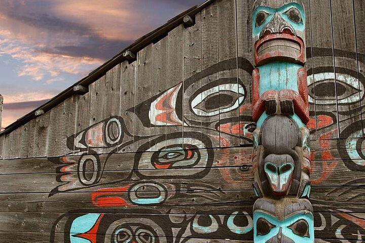 Alaskan Heritage & Sightseeing Tour