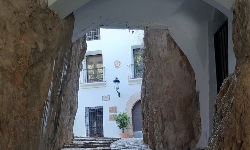 Image 5: Alicante y Benidorm: Excursión al Castillo de Guadalest incluyendo ...