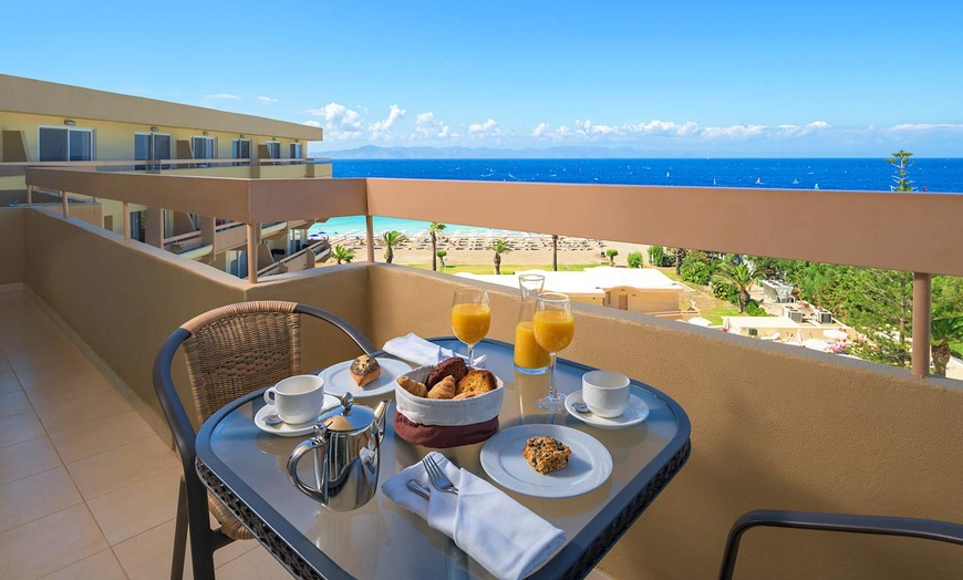 Image 9: ✈ RHODES | Ialyssos - Sun Beach Resort 4*, 3 nuit