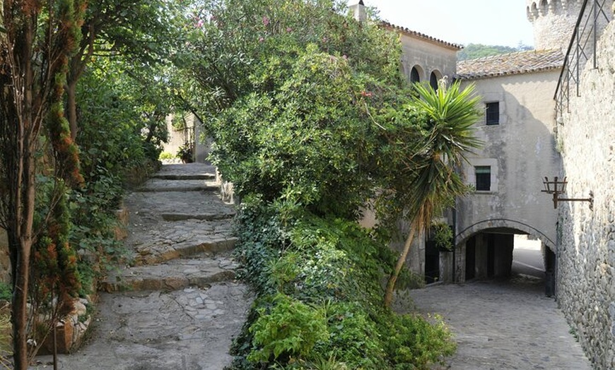 Image 10: Tossa de Mar, la joya de la Costa Brava : Tour en grupo reducido