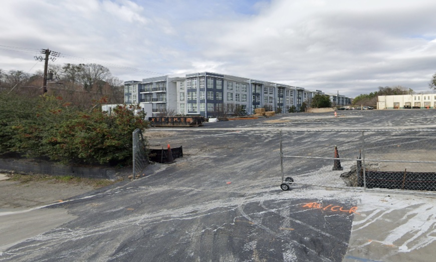 Image 2: Parking at Upper West Market Lot