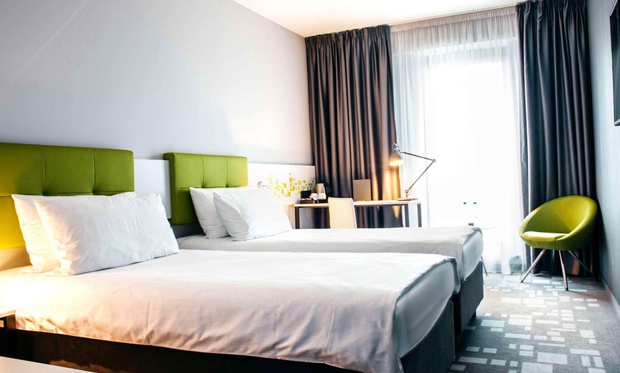 Image 2: ✈ POLSKA | Kraków - Q Hotel Kraków 3* - City break