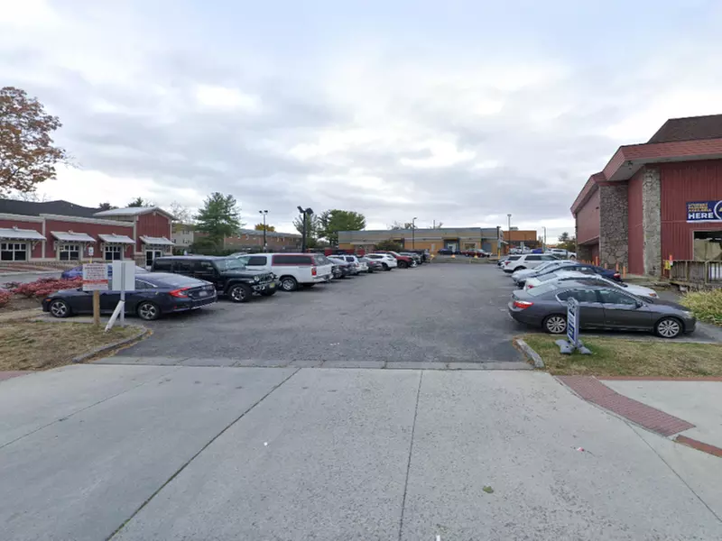 Parking at Turner Lot