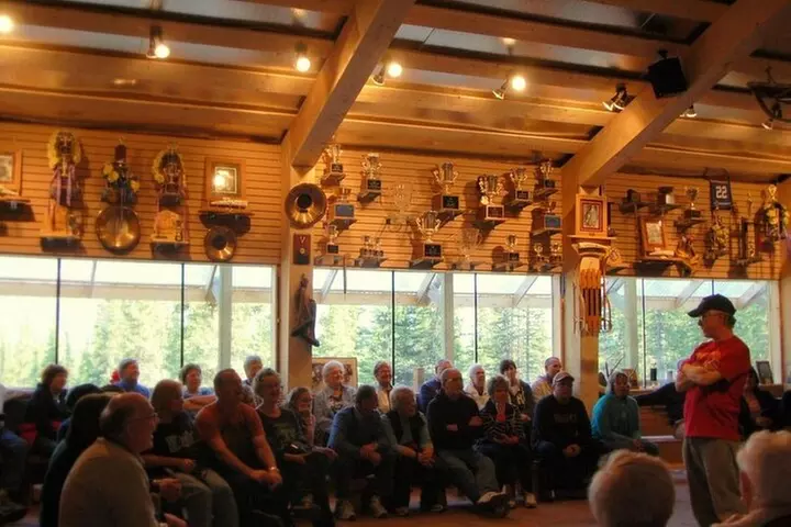 Husky Homestead Tour