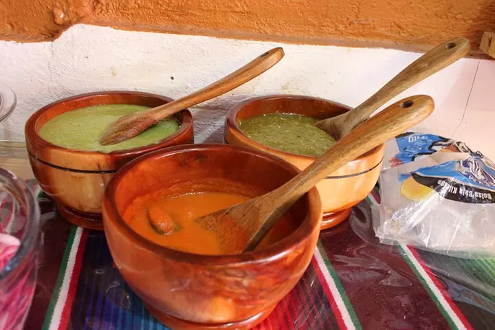 Cancun City Shopping and Local Food Tour Private Experience