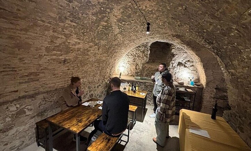 Image 13: Tour al convento con cata de vinos y mazapán en Toledo