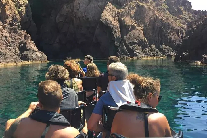 Au départ de Porto(Fr) Scandola Girolata Capo-Rosso