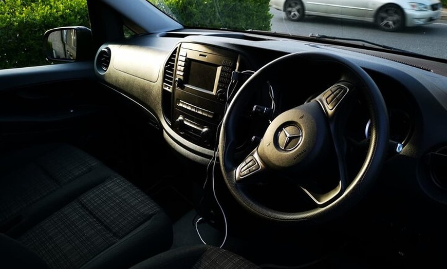 Image 7: Private Luxury Transfer Between London and Southampton