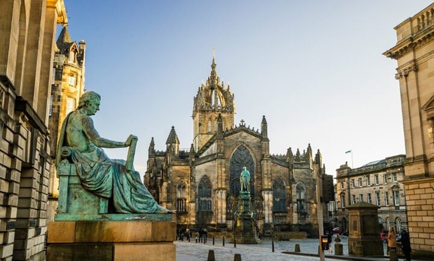 Image 2: Grand Historic and Literary Tour of Edinburgh