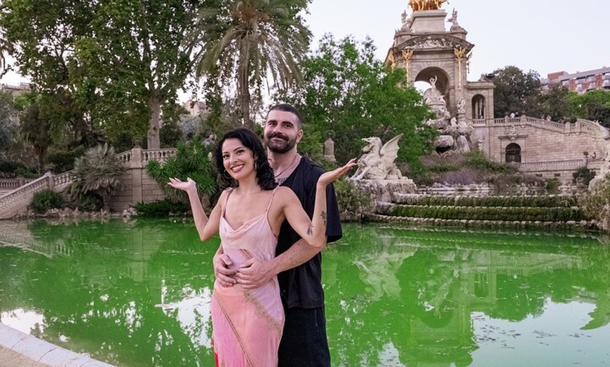 Image 8: Barcelona: Sesión de fotos privada en Ciutadella Park con Ami
