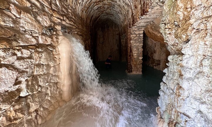 Image 9: Visit Tolantongo hotsprings with 2025 Car Private Tour from CDMX