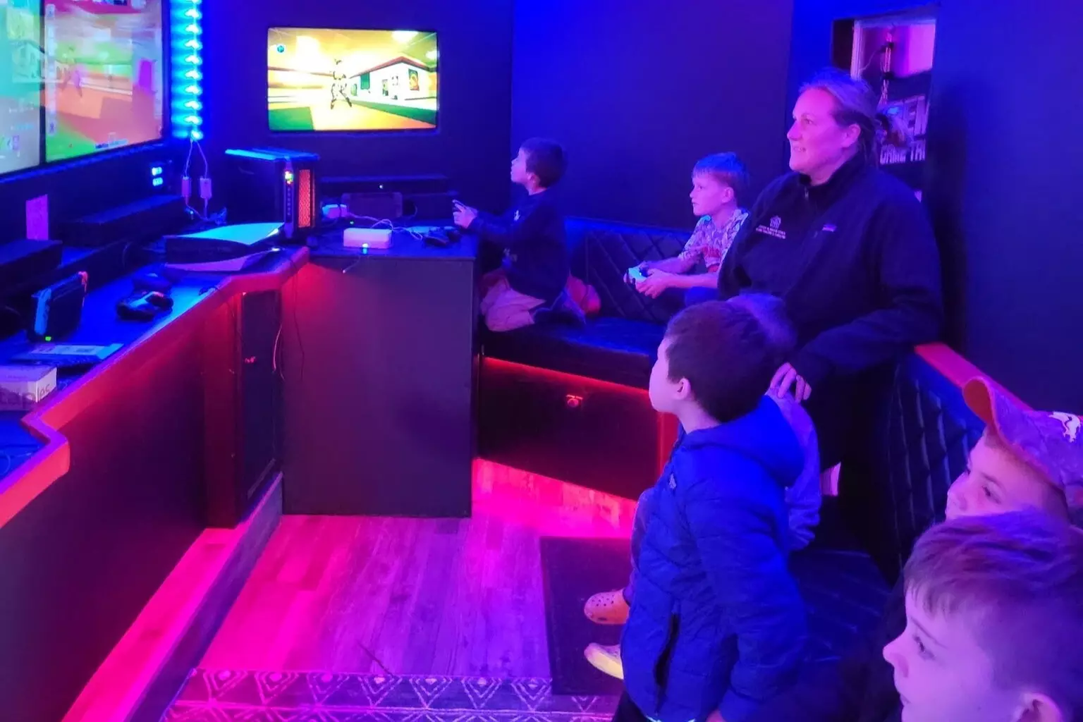 $194.50 For Extreme Game Truck - 2 Hour Party Package (Reg, $389)