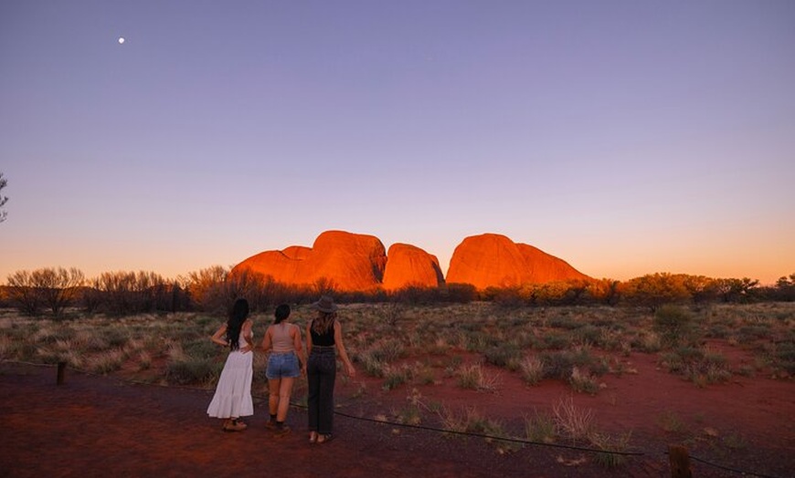 Image 1: Uluru and Kata Tjuta Hop On Hop Off 2 Day Pass