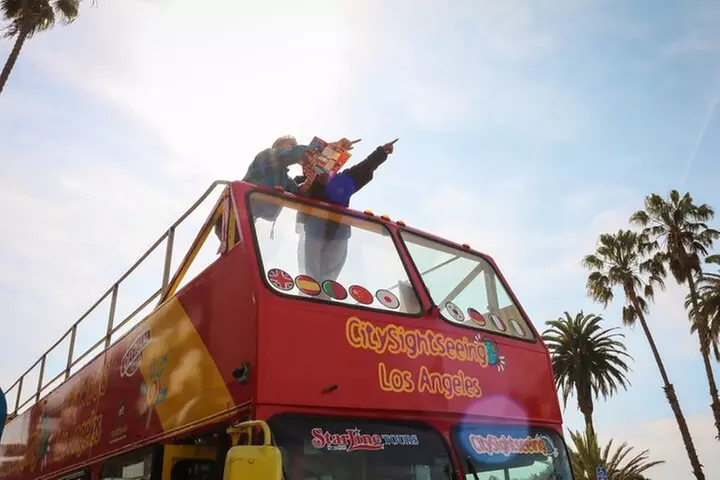 Celebrity Homes Tour & Hop-on Hop-off Bus Tour Package