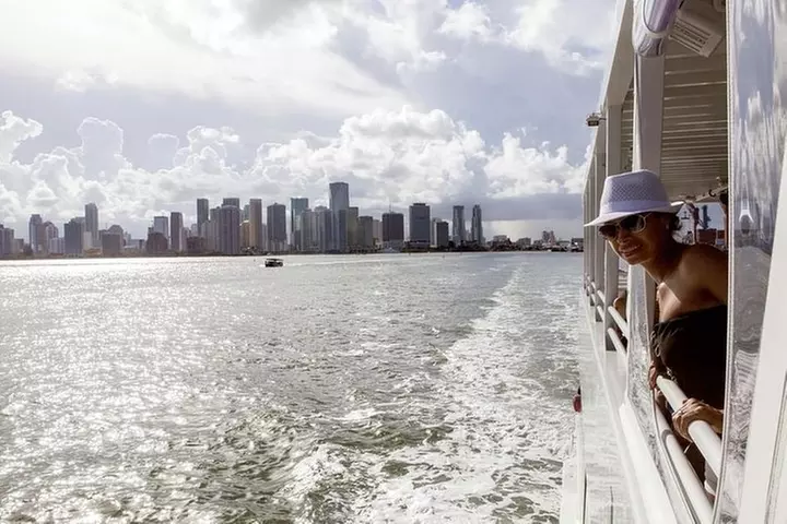 Florida Everglades Airboat Adventure plus Miami Biscayne Bay Cruise