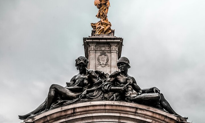 Image 11: Ultimate London Tour 30 Top London Sights with Blue Badge Guide